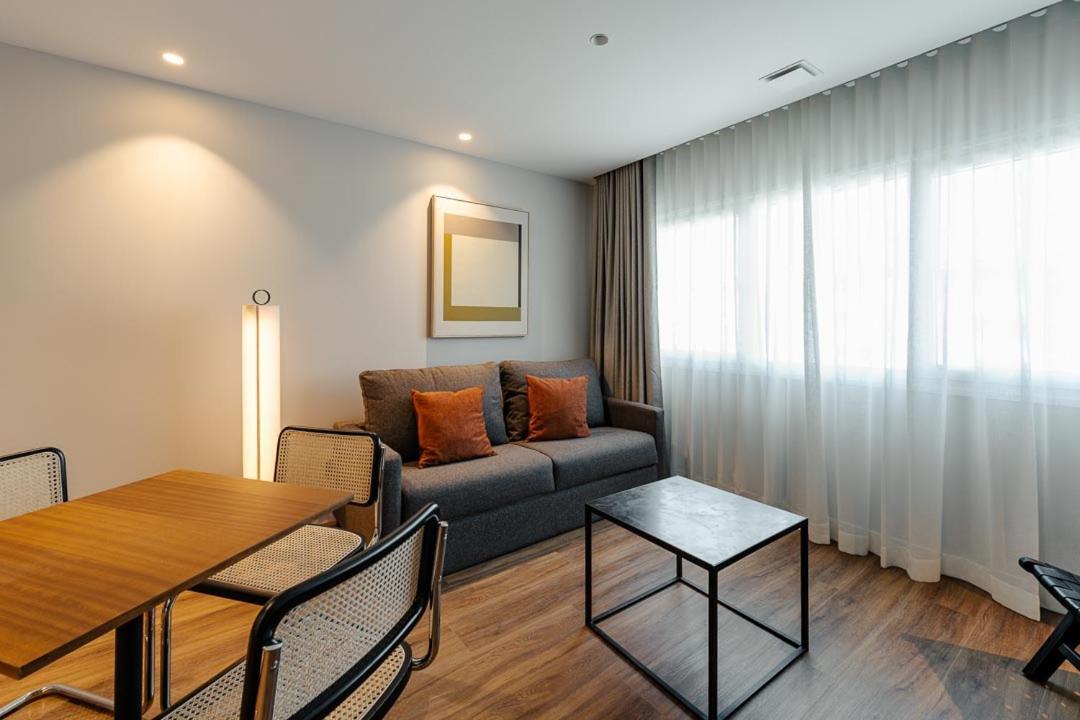 Apartamentos 2H Living León Zewnętrze zdjęcie